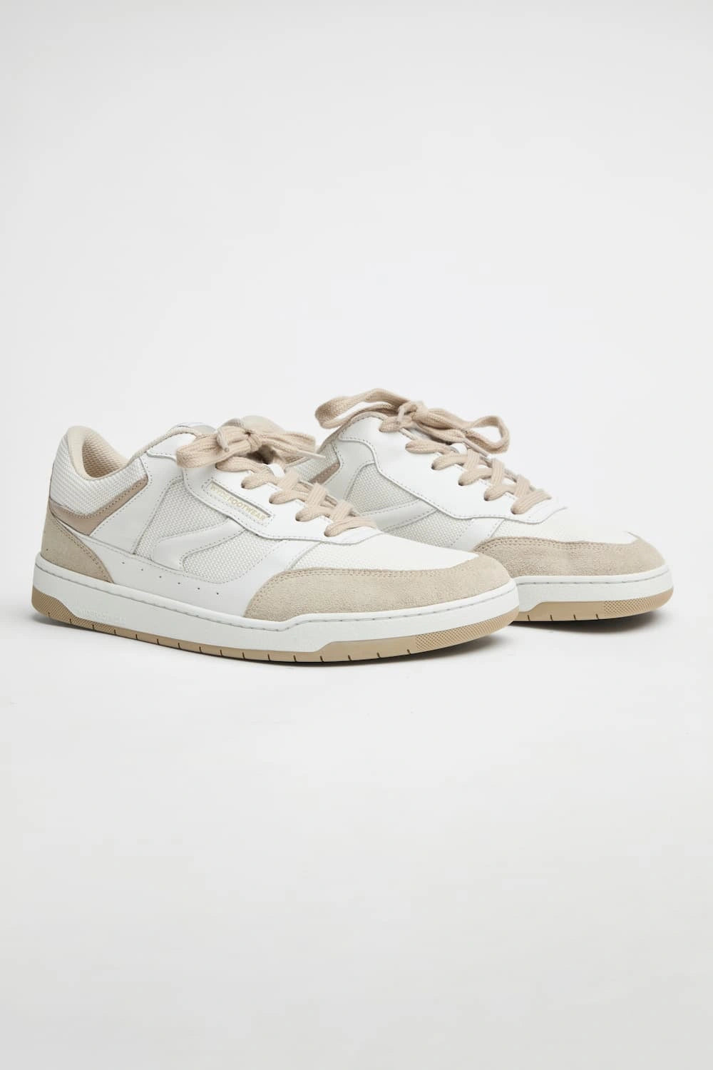 Nova Fly White/Sand